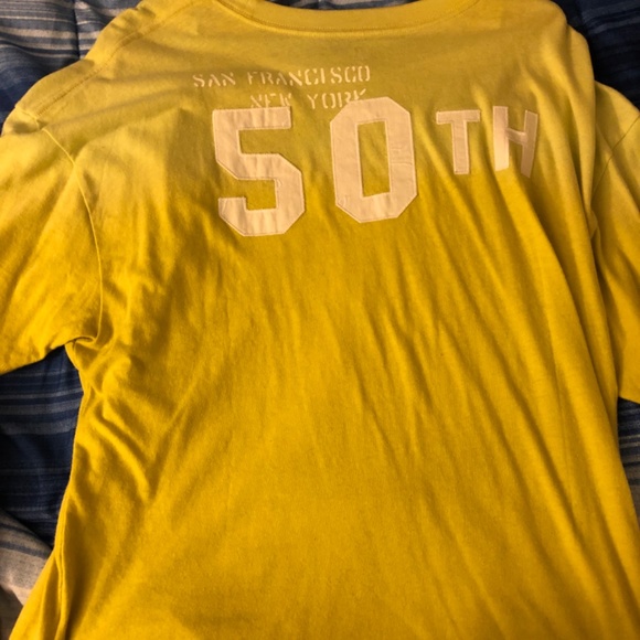 Gap T-shirt - Picture 2 of 2